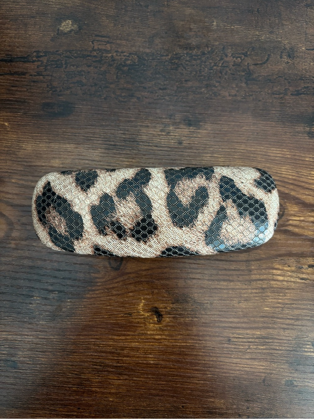Sofia Vergara x Foster Grant Hard Eyeglass Case Snakeskin Print Clamshell